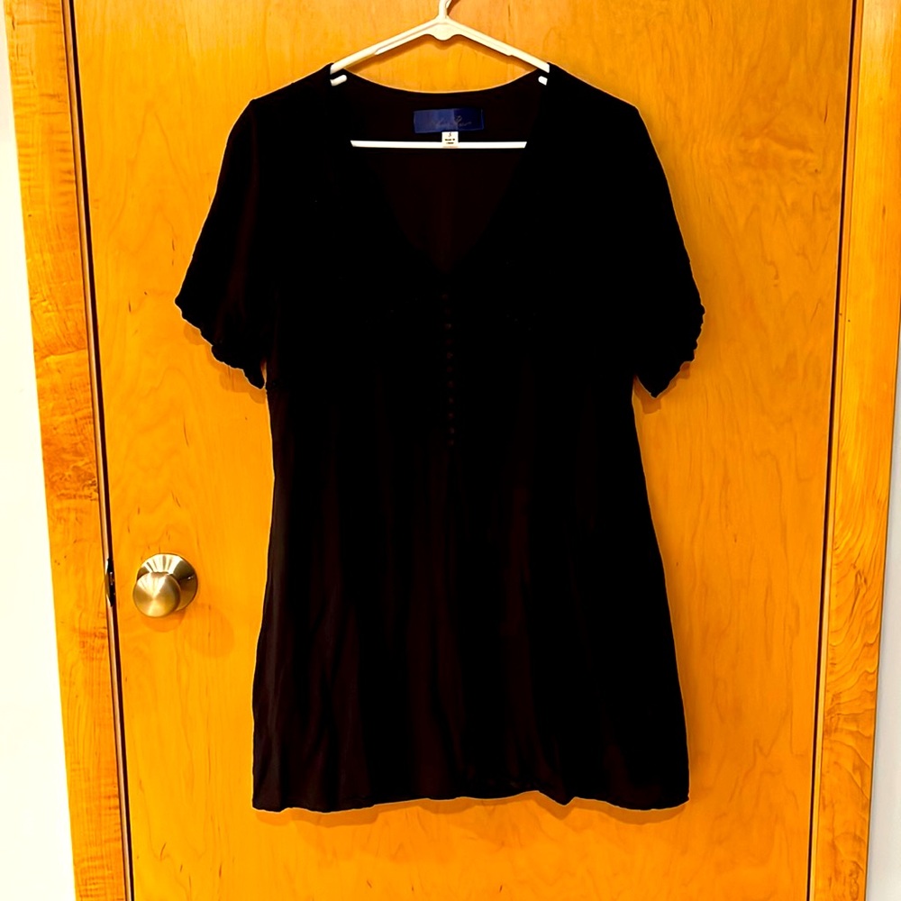 Blue Rain Black dress. Size S. Lined. Cute button detail